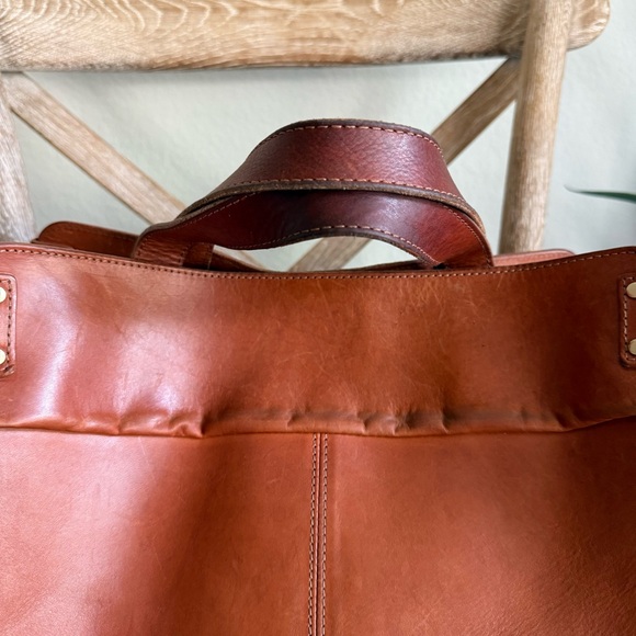 Sezane Sam leather tote bag - Picture 5 of 13